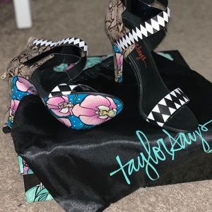 *Brand New/ Never Worn* Rio Heeled Sandal